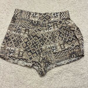 Forever 21 Aztec Print Cloth Short